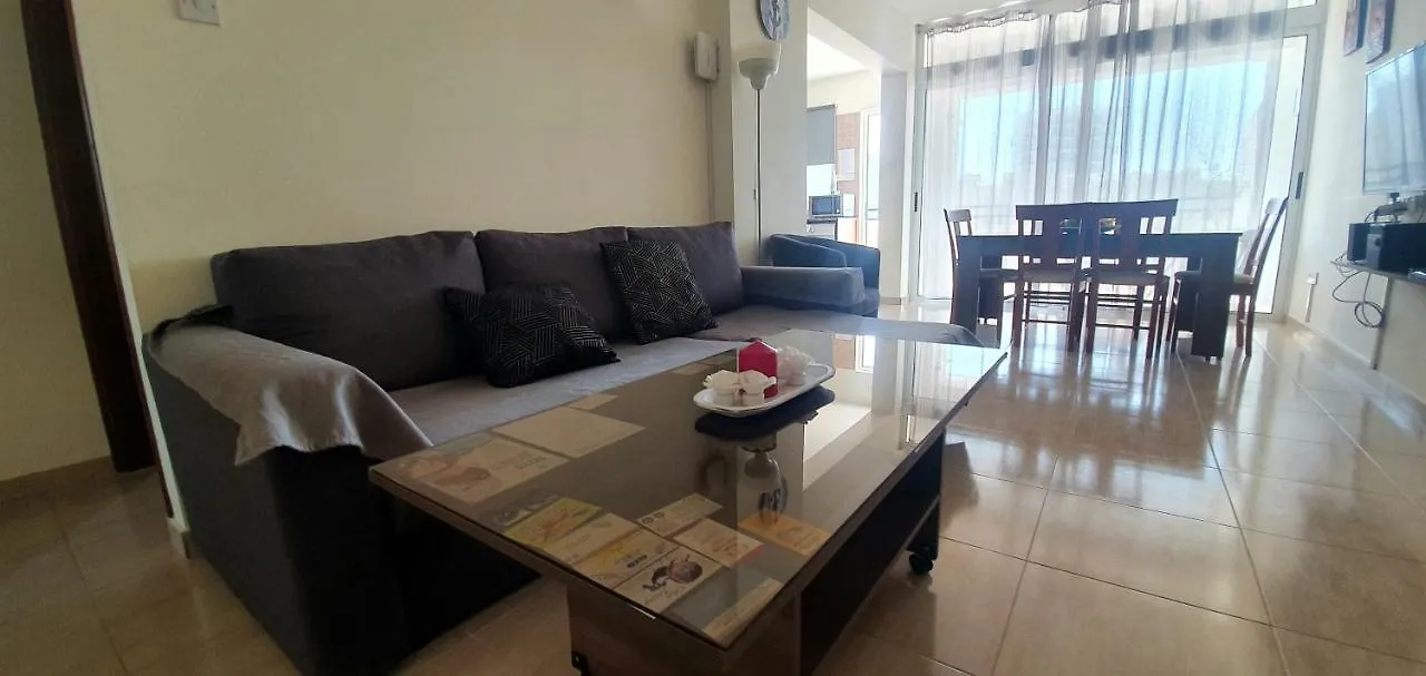 Vasilas Holiday Apartment #1 Larnaca